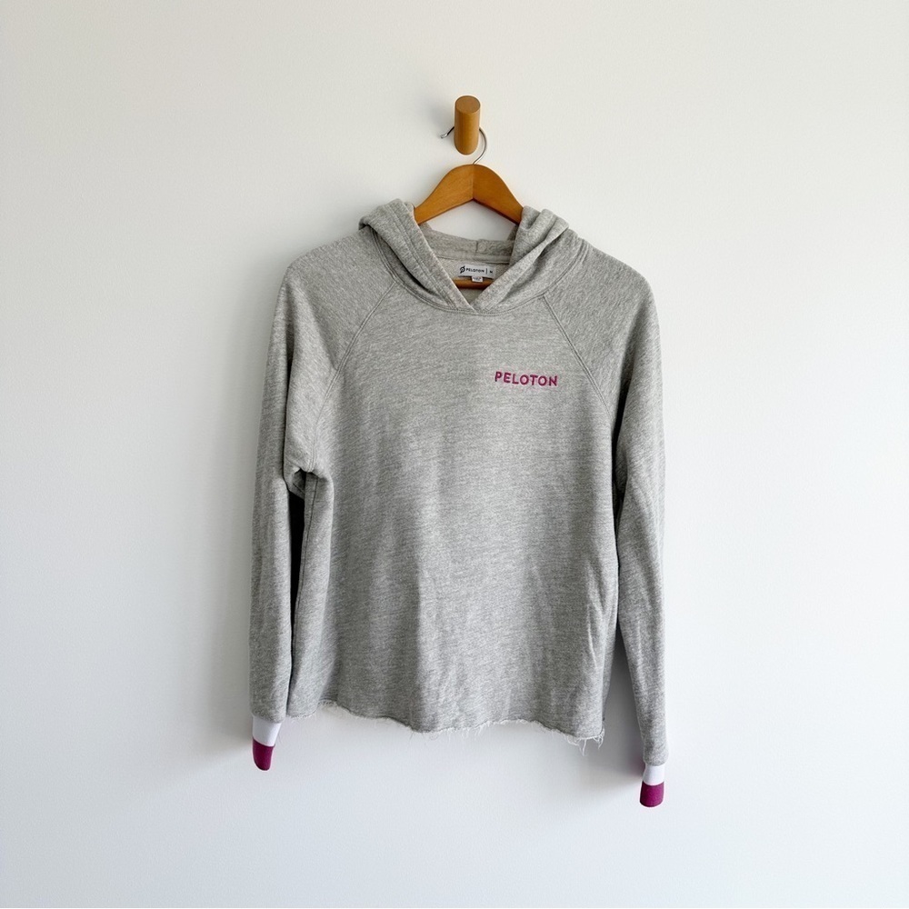 Peloton Together We Ride Far Embroidered Hoodie Sweatshirt Grey size Medium